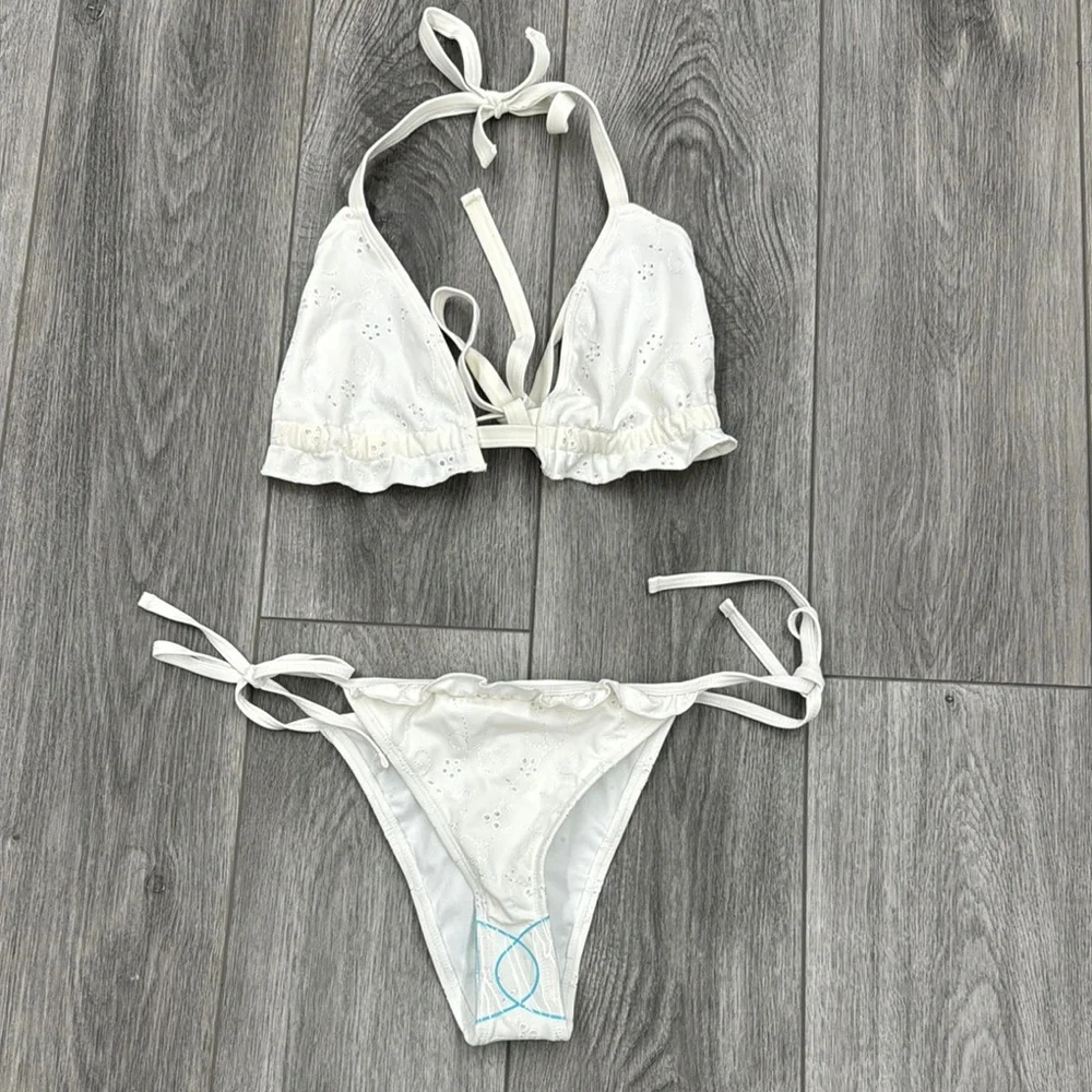 NEW ASOS White Eyelet Bikini Set - Picture 1 of 5